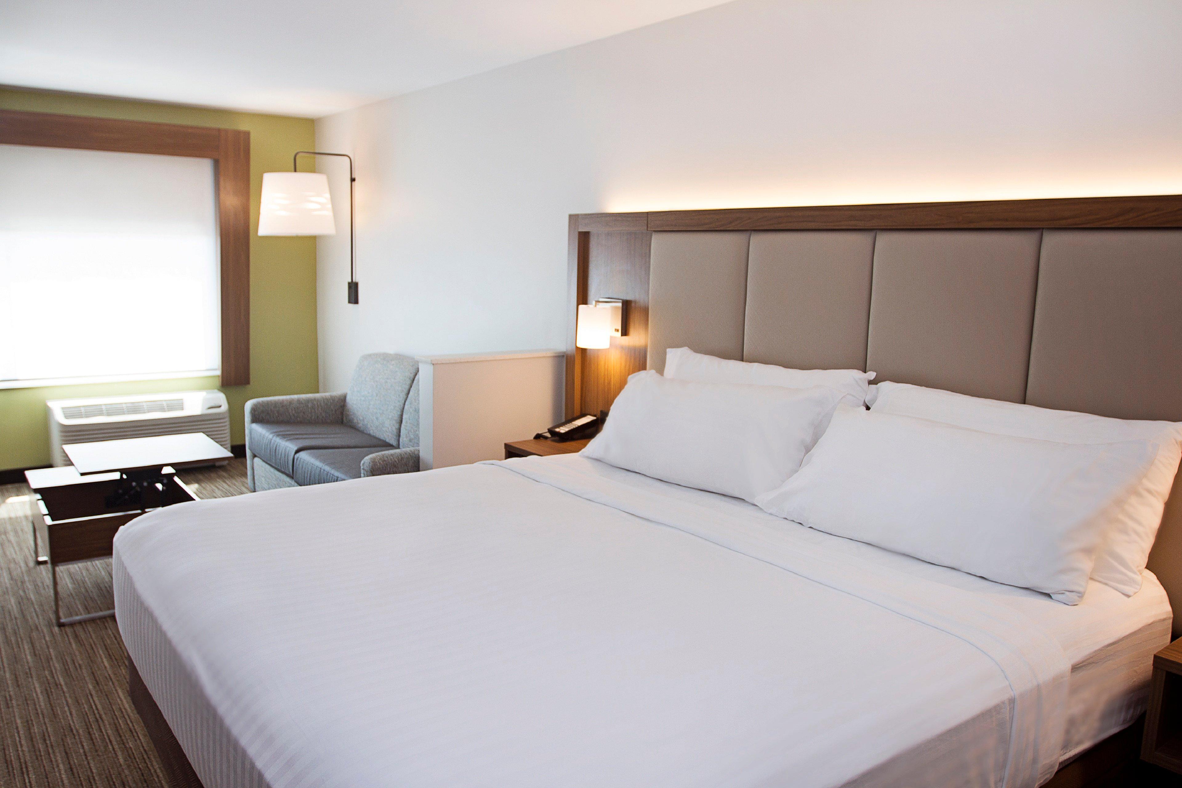 Holiday Inn Express & Suites Greenwood Mall By Ihg Exterior foto